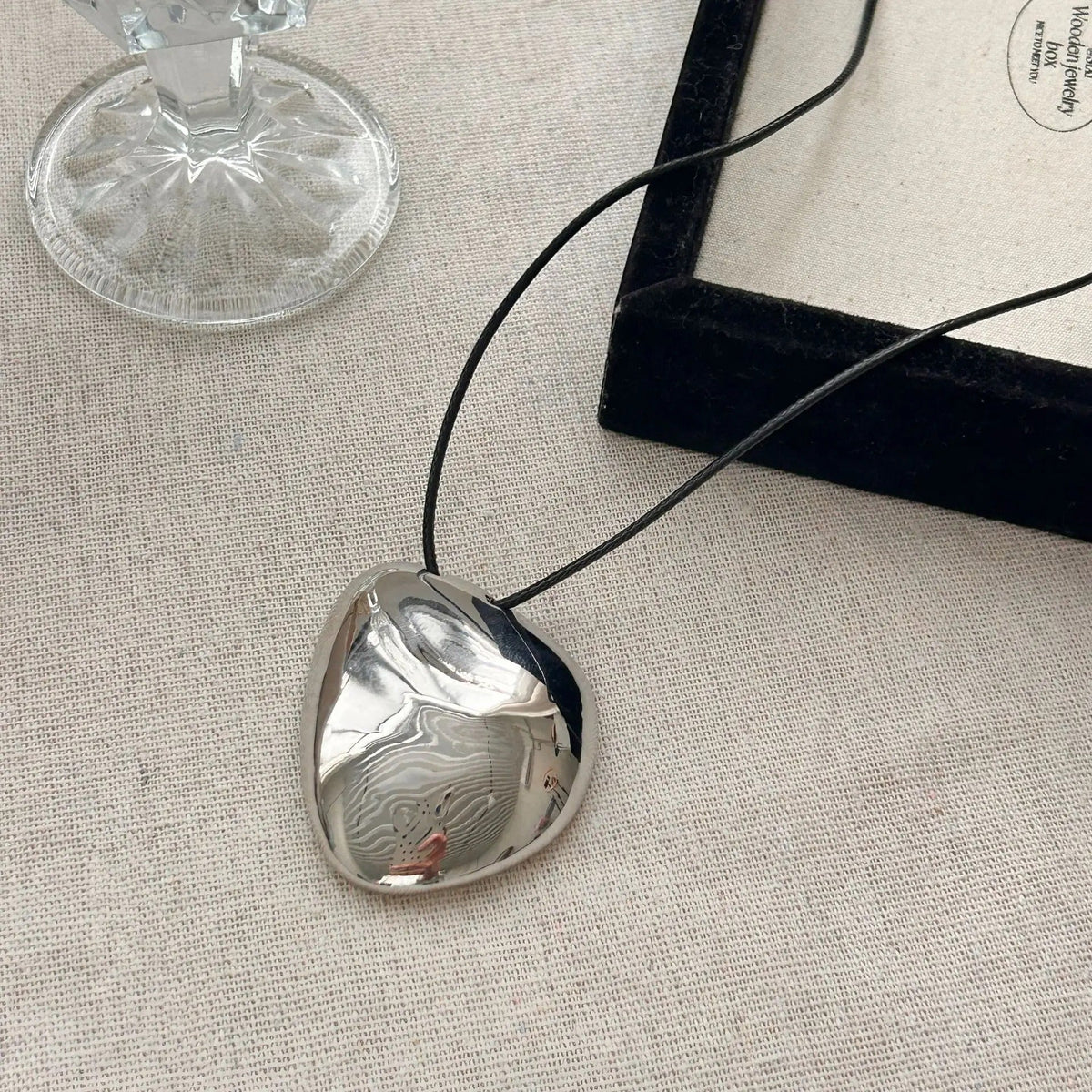 Collar Abstracto