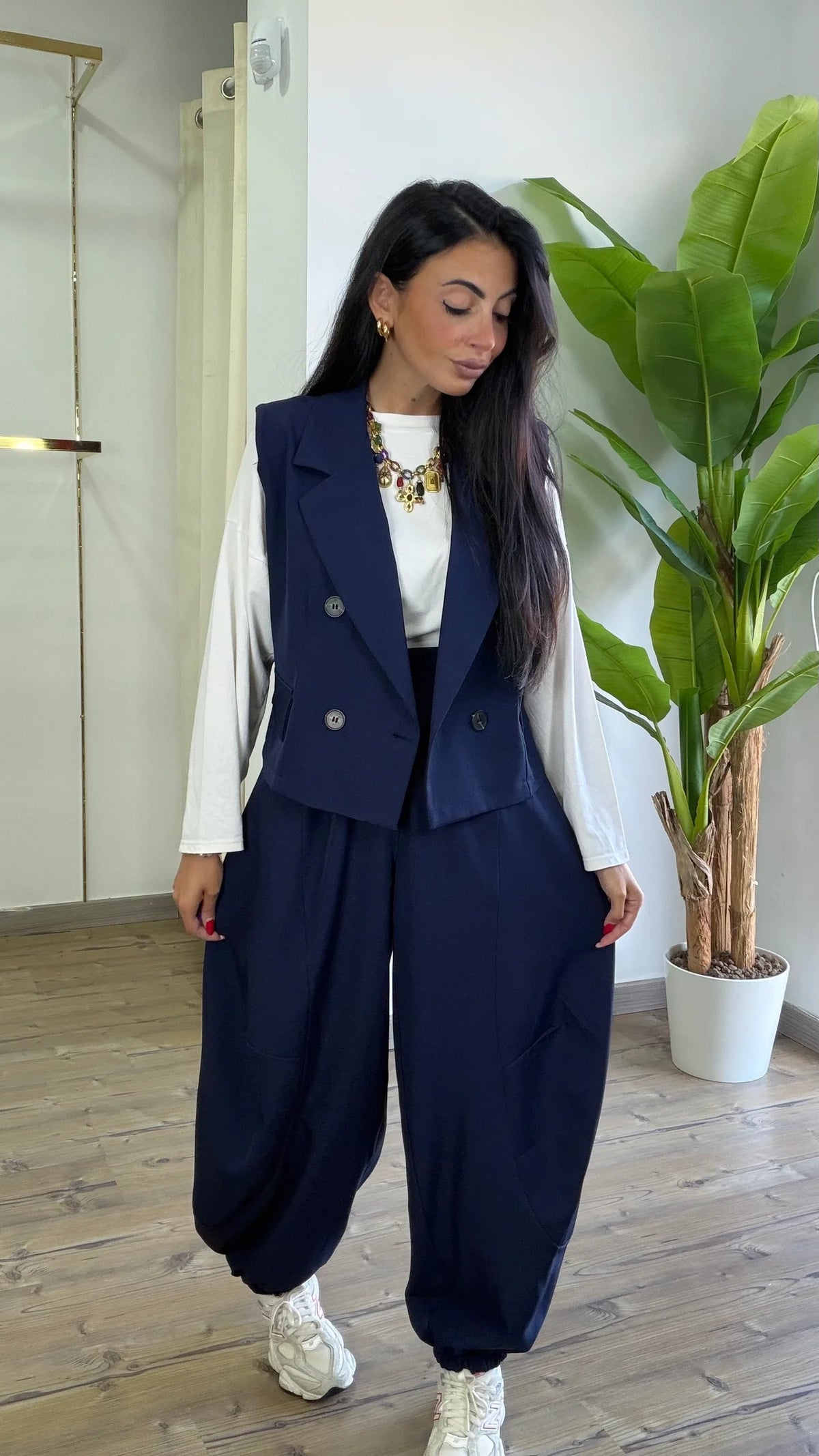 Conjunto Asya