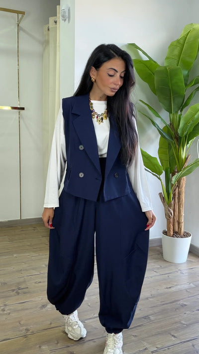 Conjunto Asya