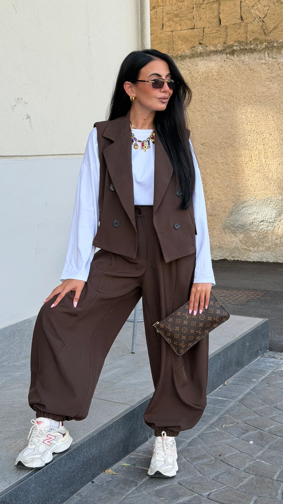 Conjunto Asya