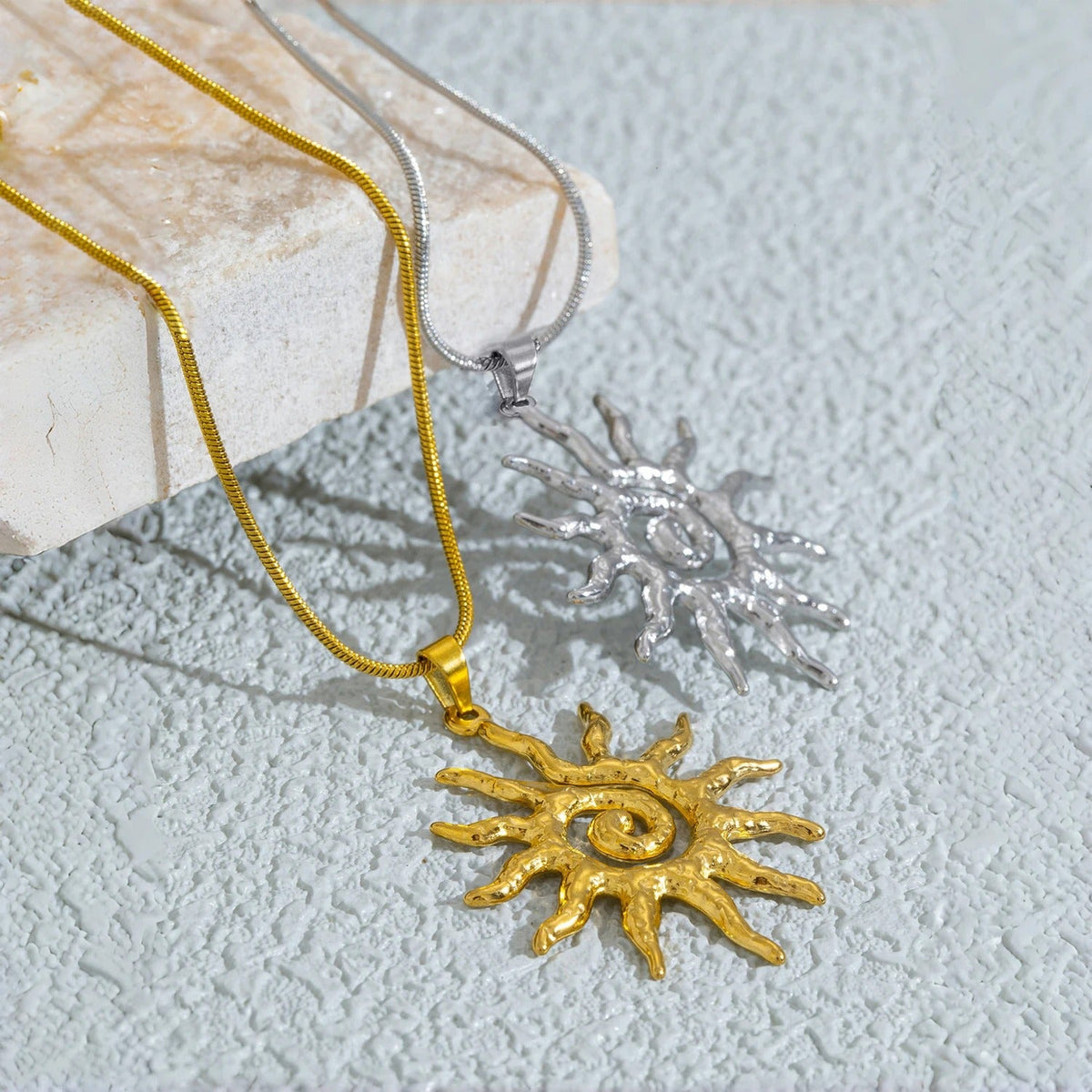 Collar Sol Espiral